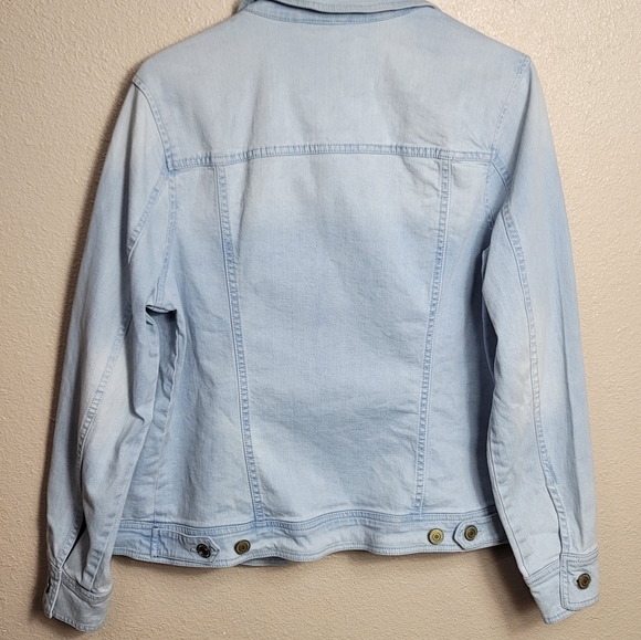 Isaac MizrahiBlue  Women's TRUE DENIM Jean Jacket with Patch Pockets Size 8 - Picture 6 of 9